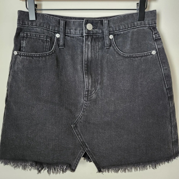 Madewell | Rigid Denim A-Line Mini Skirt in Lunar Wash Cutout Edition - Size 27 - Picture 4 of 11